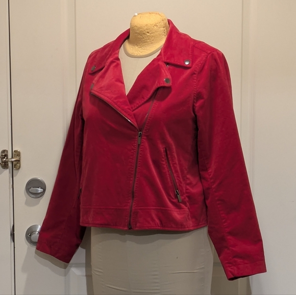 EUC Torrid 2X Bright Red Cotton Blend Velveteen Moto Jacket - Picture 7 of 9